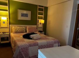 FLAT EM ALPHAVILLE HOTEL CONFORT MELHOR LOCALIZAÇÃo, hotell i Barueri