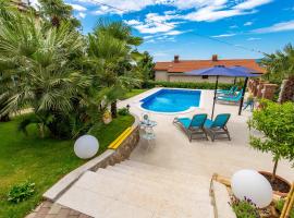 Apartment Patricia Rijeka, хотел в Риека