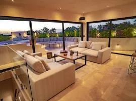 Stunning Luxury Penthouse with Concierge Services
