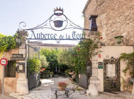 Auberge de la Tour、オプスのホテル