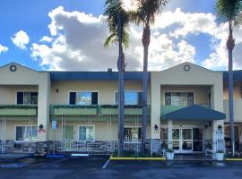 Quality Inn & Suites Anaheim at the Park