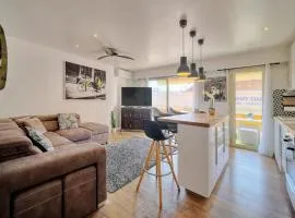 Le Verdi - 1 bedroom with AC and parking in city center