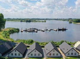 Lovely Home In Kerkdriel With Lake View, Ferienhaus in Kerkdriel