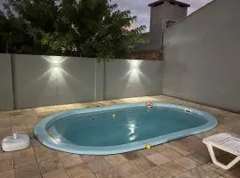 Casa para até 8 pessoas com piscina - Xangri-lá