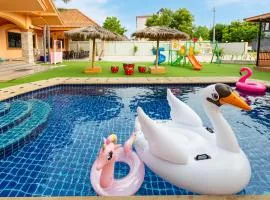 Orange House Pool Villa Pattaya