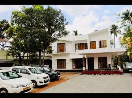 Spacious & Comfortable Home Stay !, lavprishotell i Thrissur