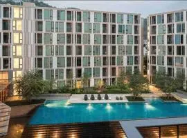 Luxury condo in phuket shopping center