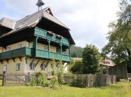 Modernes Apartment in altem Bauernhaus, hotel v mestu Aflenz Kurort