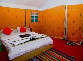 Uma Aangan Resort, complexe hôtelier à Sām