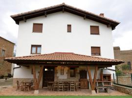 CASA URRA, hotel a Zurucáin