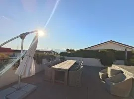 Patio d'Azur toit terrasse haut de gamme 3 ch jacuzzi coeur de ville et plage