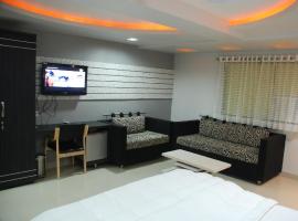 Hotel Angel, hotel in Amreli