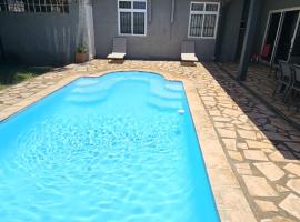 Villa MCaesa, hotel u gradu Pointe aux Sable