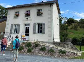 Etape cyclo- rando sur la VéloFrancette: Montflours şehrinde bir hostel
