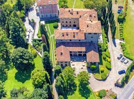 Relais & Spa Castello di Casiglio, hotel con parking en Erba