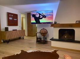 WEF Davos - Klosters Comfort Retreat with Fireplace, Pool & Sauna, hotel in Klosters Serneus