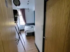 Double room with Bathroom and kitchenette
