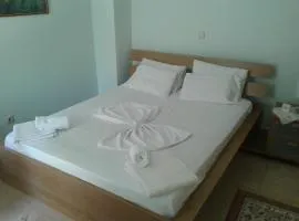 Spiro's Apartment