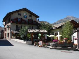 Chalet Les Glaciers, hotel v destinácii Bramans
