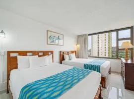 Gorgeous High Rise Waikiki Condo with Ocean and Diamond Head Views