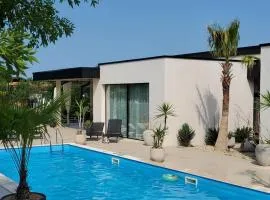 Luxury Villas Giardino Lozenetz