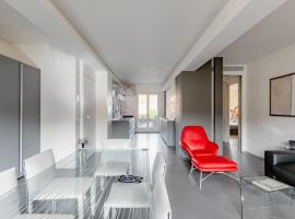 luxury apartment, hotel v destinaci Pesaro