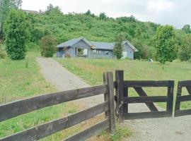 Casa con excelentes 2 habitaciones 1 Doble Matrimonial y otra 2 camas indiv con vista al volcán, Puerto Varas, ξενοδοχείο σε Γιανκίουε