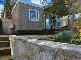 Mobilna kućica Tara, uvala Slanica, Murter, glamping site in Murter