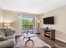 Ozark Mountain Retreat, Family Condo with Resort Amenities, Hotel in Branson