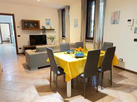 Casa di Corte - Cormano, Hotel in Cormano