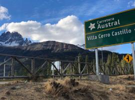 cabaña norma cerro castillo โรงแรมในบียาเซโรกัสเตโย