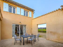 Beautiful Home In Donzere With Kitchen, hotel en Donzère