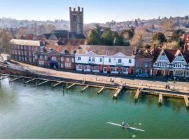 Picturesque Thameside Apartment, apartma v mestu Henley on Thames