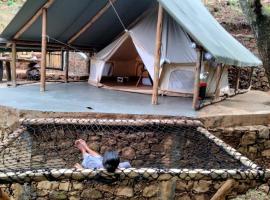 Ella Retreat Glamping Tent on Hill for Nature Lovers, luxury tent in Ella