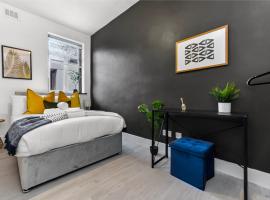 Luxurious Two Bedroom Flat, puhkemajutus sihtkohas Hanwell