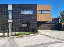 3 bedroom home away from home in Palmerston North