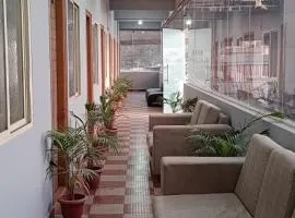 Hotel Raj Comfort