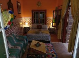 Dar Pa Labzioui, hotel s parkováním v destinaci Meknes
