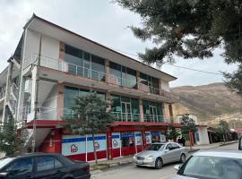 Hotel Zogu, отель в городе Bulqizë