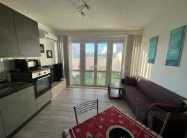 Amazing Penthouse two terrace 5 minutes to the beach close to the main area