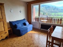 Studio cabine au cœur de la montagne Les Memises, hotel in Thollon