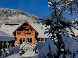 Dovolenkový dom Čarnica, cottage in Mlynky 