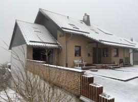 Ferienwohnung Tina, hotel en Nettersheim