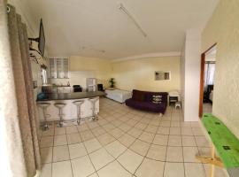 Serenity Retreat Cottage, hotel i Windhoek