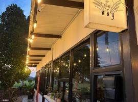MostPopular!!! Hay Cafe TranquilFields - OnlyYou with Hay, Rentable For Event, kemp v destinaci Sekincan