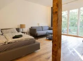 Loft Apartment mit großer Badewanne A