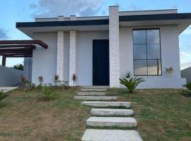 Casa de campo 1h30 de SP Ninho verde 1, ваканционна къща в Porangaba