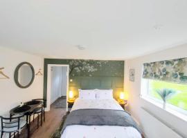 Cosy Guest Room, hotel with parking in Friskney