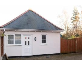 Colchester Town, modern, detached, guest house, hotel in Colchester