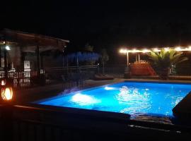 escapada romántica de día en pareja, hotel in Pirque